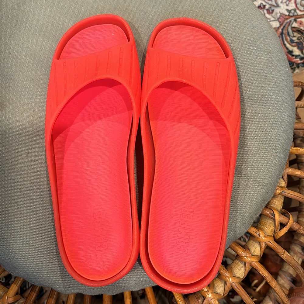 Camper Red Women's Slippers - Picture 2 of 8
